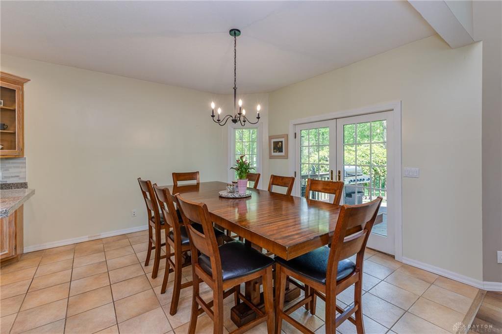 5559 Clover Leaf Property Photo 30