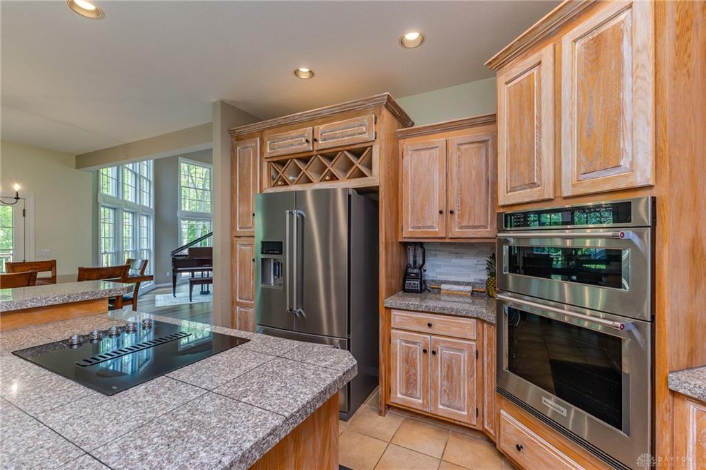 5559 Clover Leaf Property Photo 33