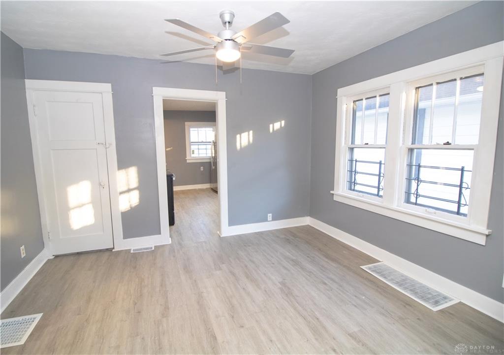 620 Shoop Property Photo 15