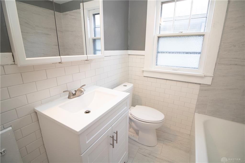 620 Shoop Property Photo 21
