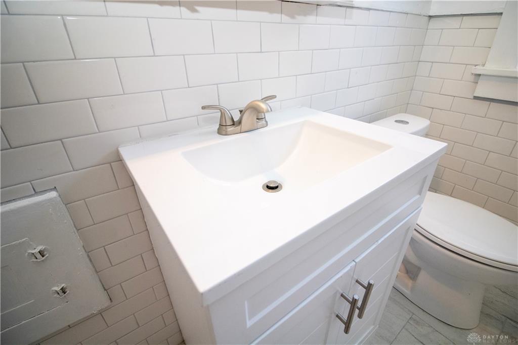 620 Shoop Property Photo 23