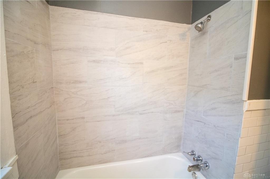 620 Shoop Property Photo 25
