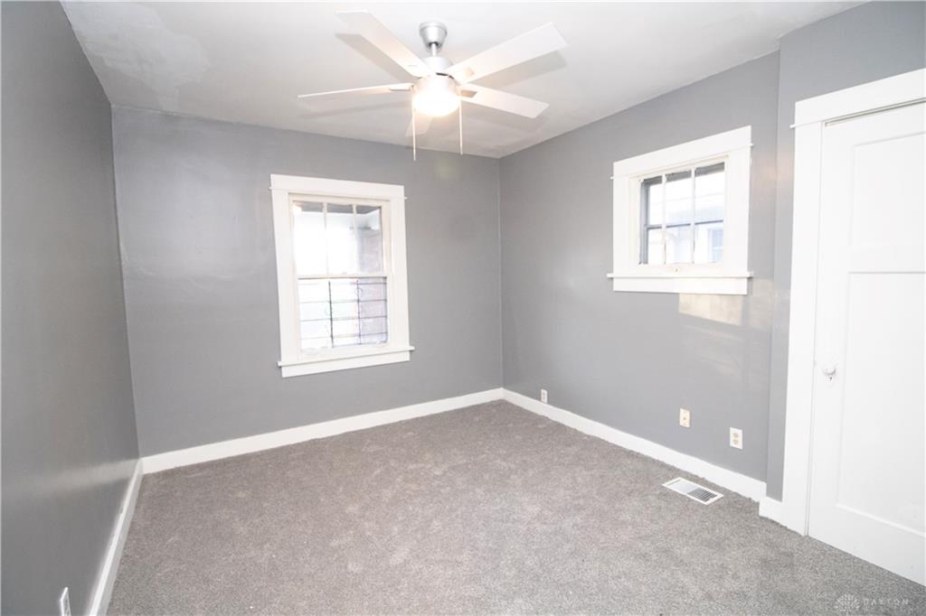 620 Shoop Property Photo 26