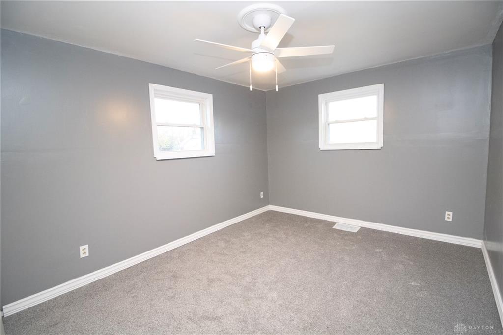 620 Shoop Property Photo 31