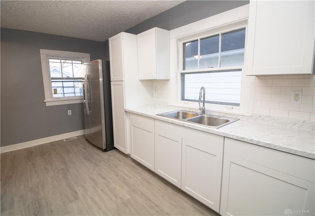 620 Shoop Property Photo 35