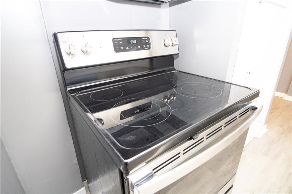 620 Shoop Property Photo 40