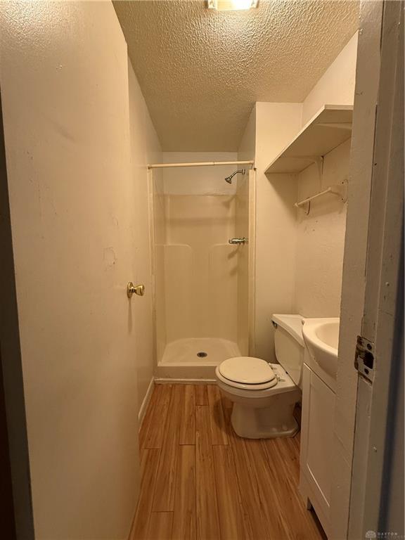 2005 Wayne Property Photo 11