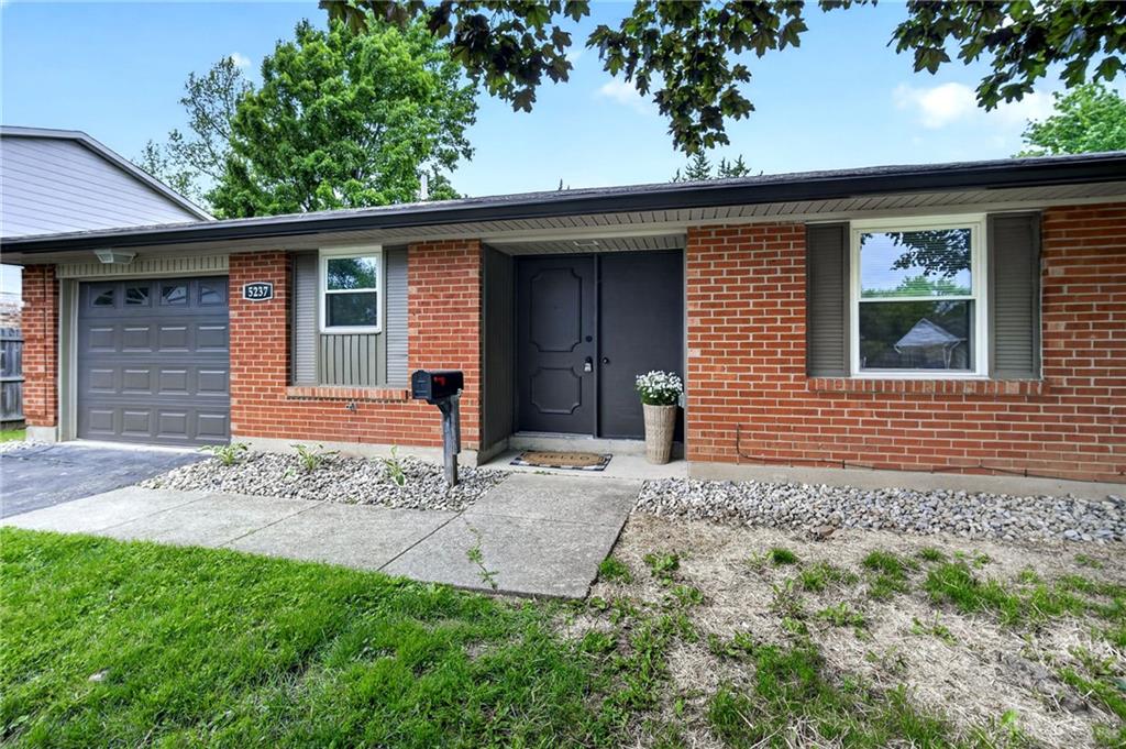 5237 Beechview Property Photo 5
