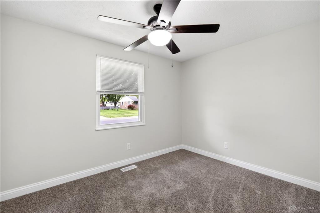 5237 Beechview Property Photo 25
