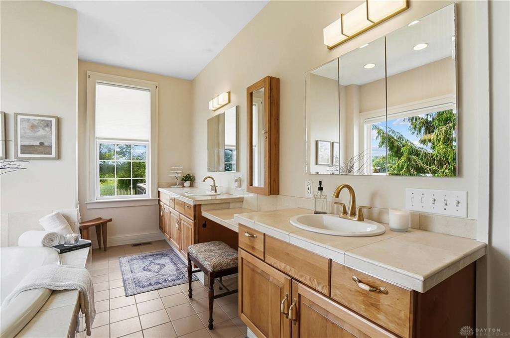 4380 N River Property Photo 37