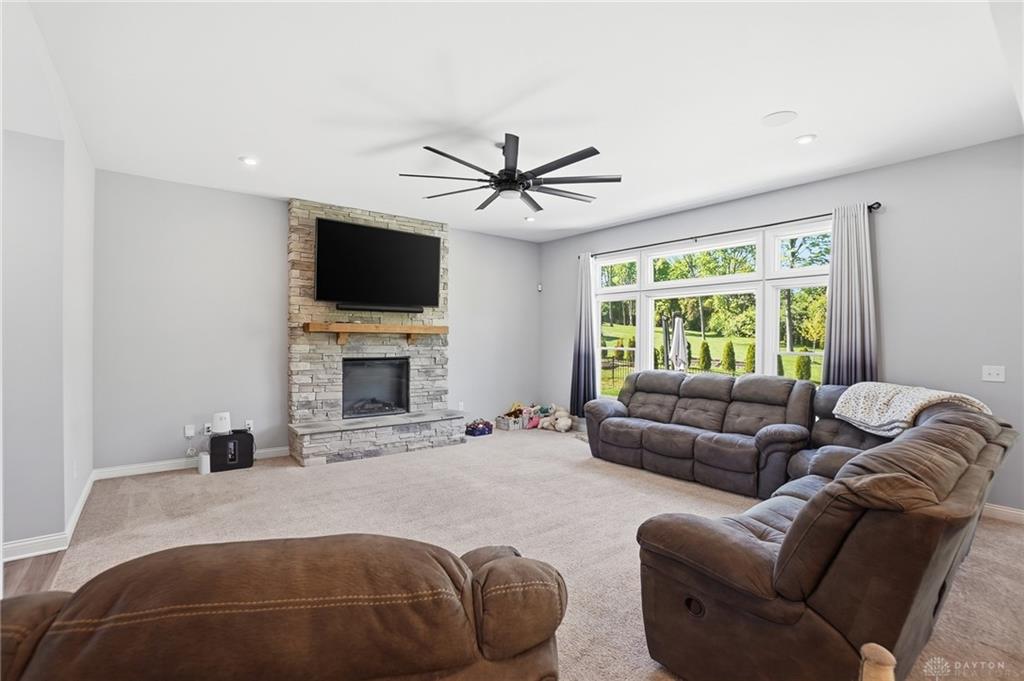 2731 Bent Grass Property Photo 8