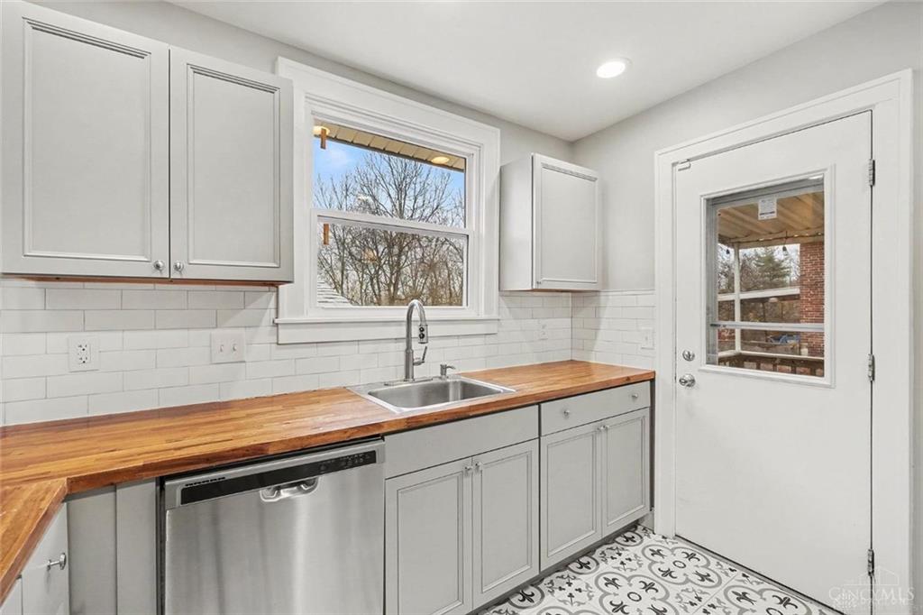 3519 Mchenry Property Photo 10