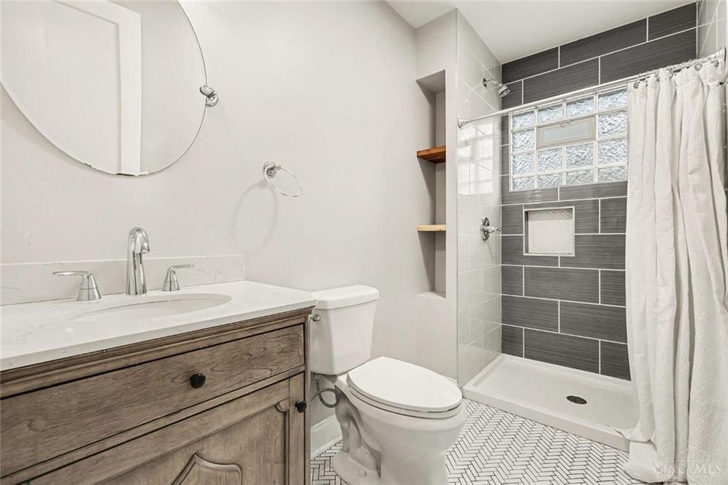 3519 Mchenry Property Photo 13