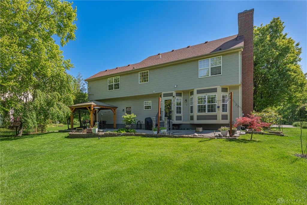 10075 Pebblestone Property Photo 4