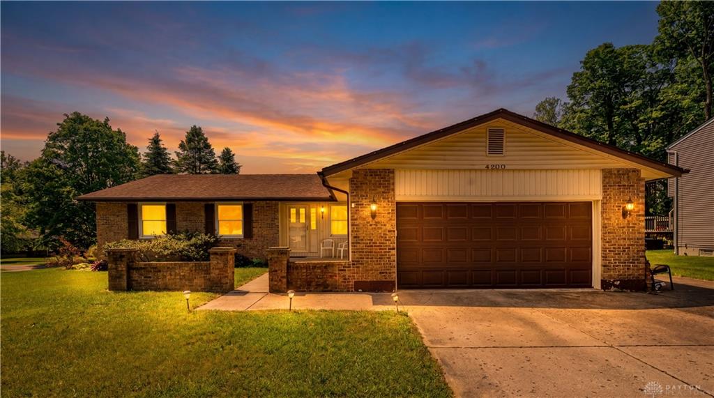 4200 Linchmere Property Photo 2