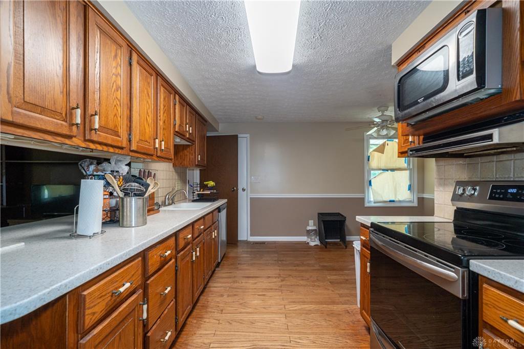 4200 Linchmere Property Photo 17