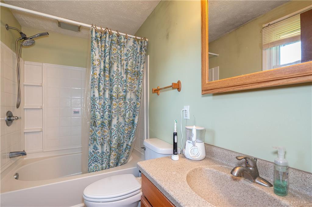 4200 Linchmere Property Photo 23