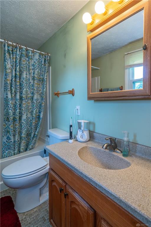 4200 Linchmere Property Photo 24