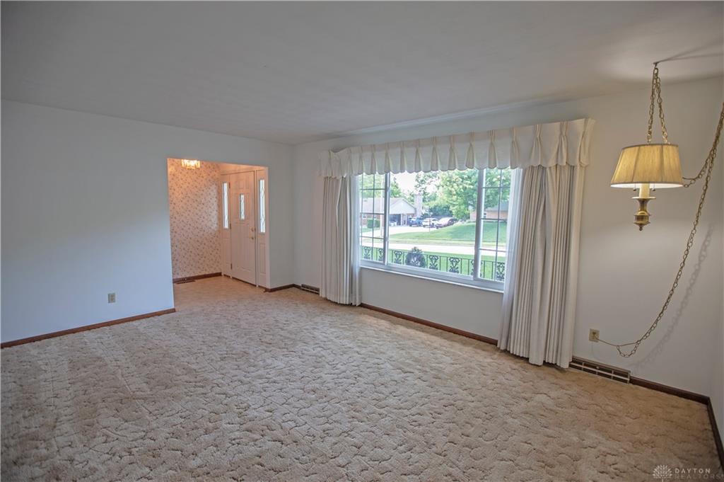 950 Rayberta Property Photo 8