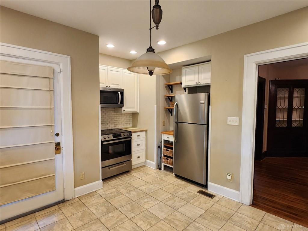 329 Cincinnati Property Photo 11