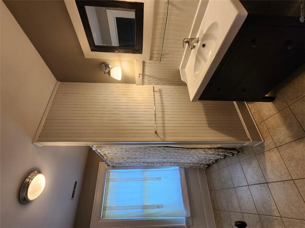 329 Cincinnati Property Photo 16