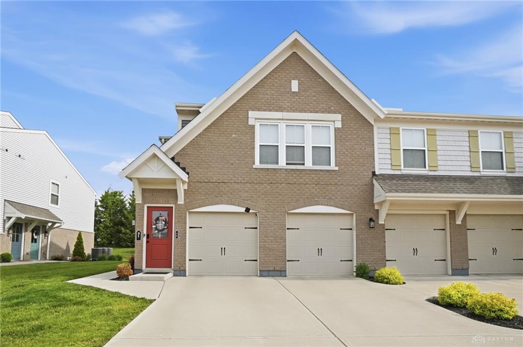 16 Waterlily Property Photo 1