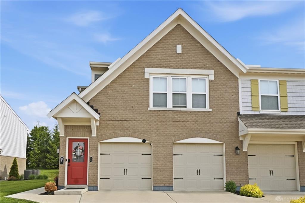 16 Waterlily Property Photo 2