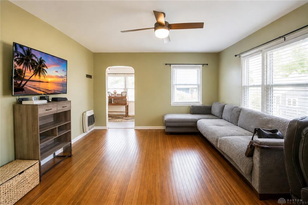 421 S Spring Property Photo 5