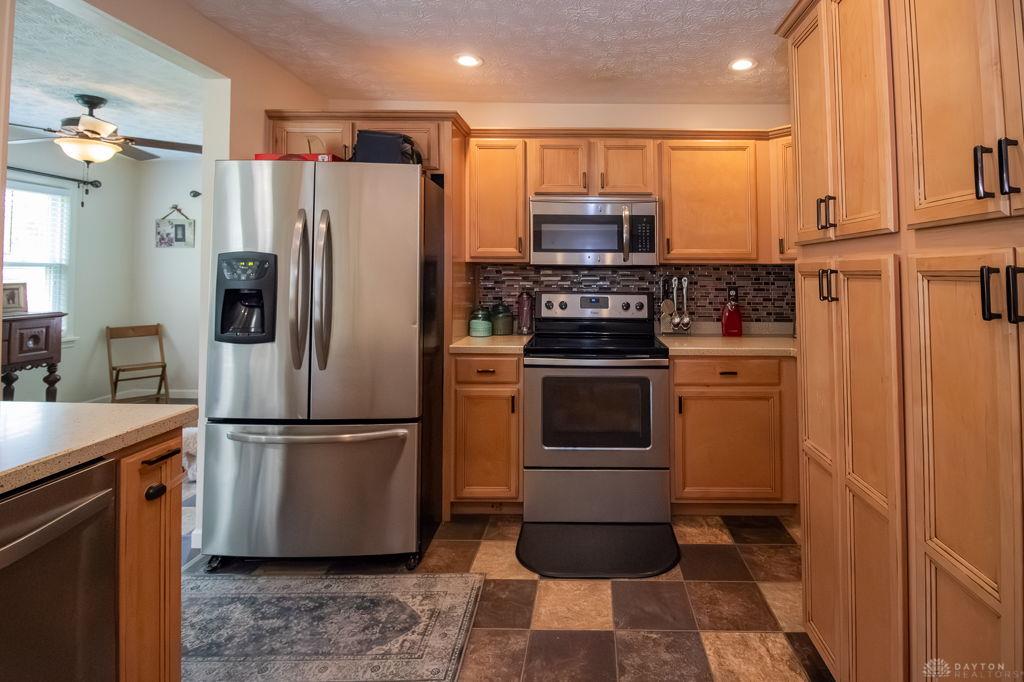 421 S Spring Property Photo 14