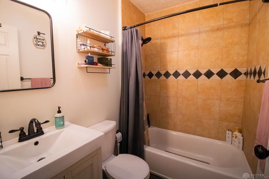 421 S Spring Property Photo 19