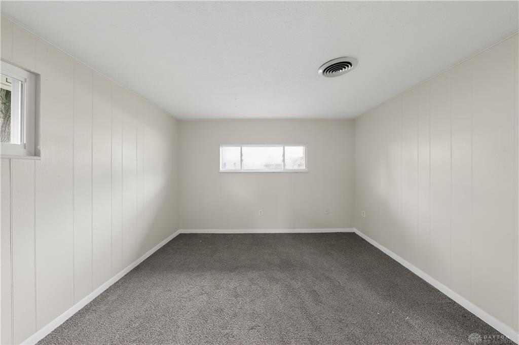 840 Brookfield Property Photo 11