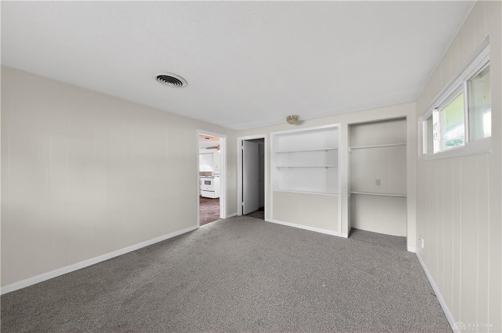 840 Brookfield Property Photo 21