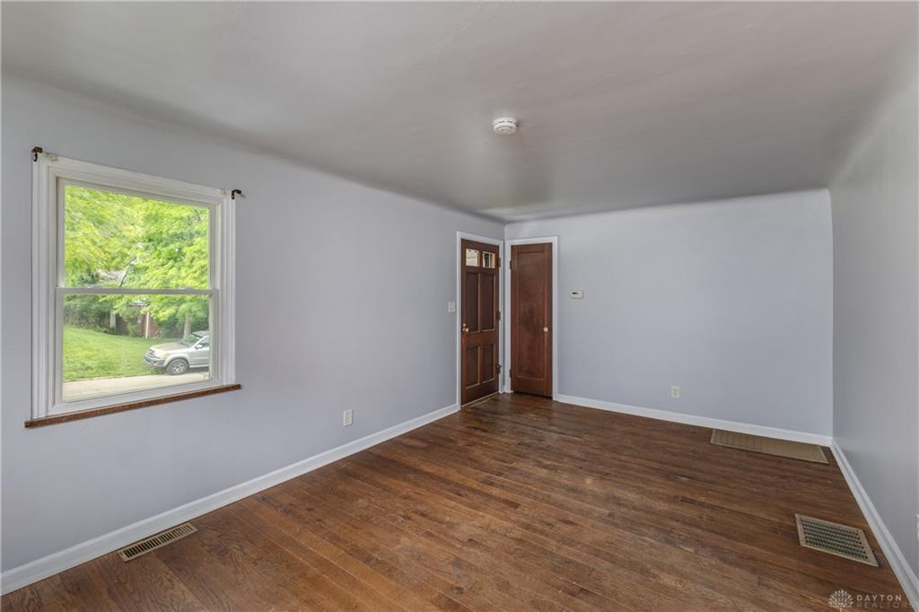 340 E Melford Property Photo 8
