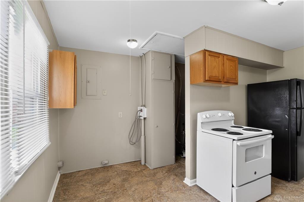 2217 S Hadley Property Photo 18