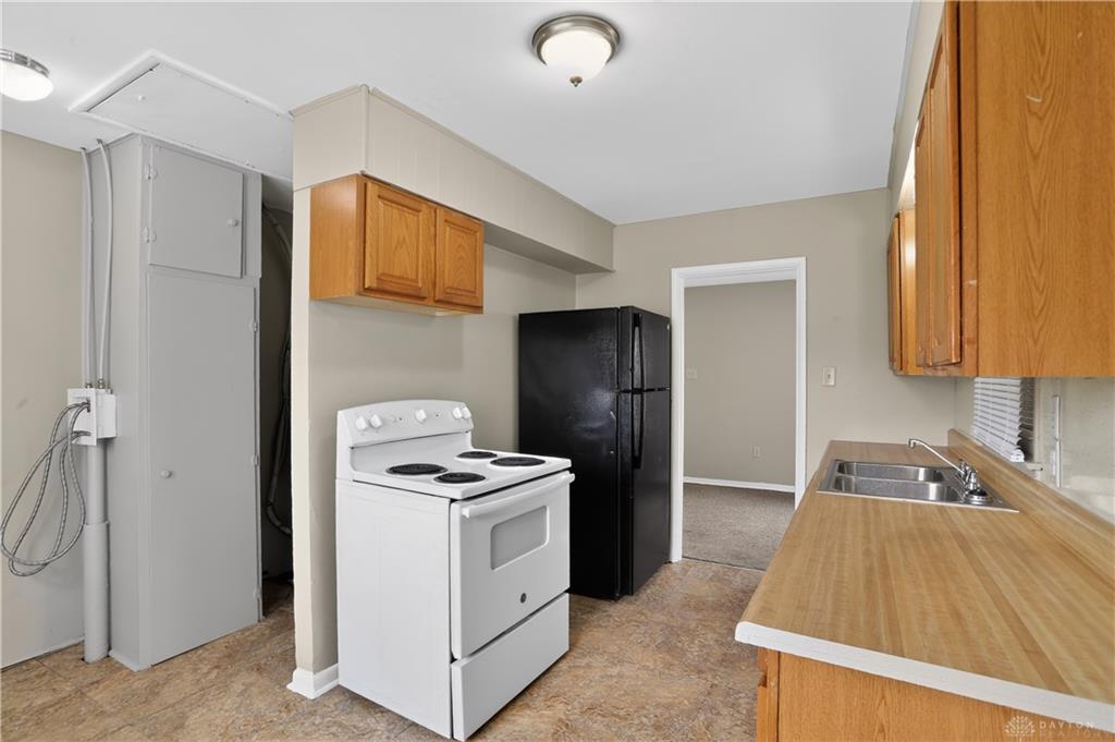 2217 S Hadley Property Photo 22