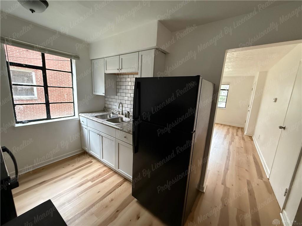 212 E Bruce 2 Property Photo 10