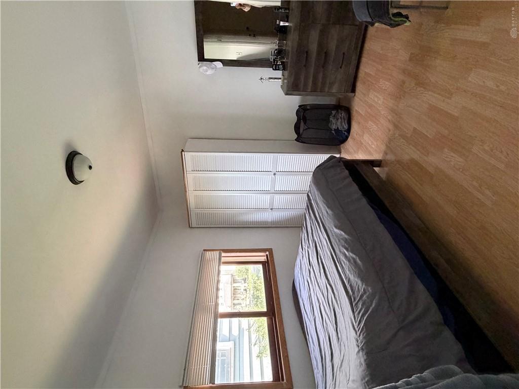 221 Alton Property Photo 5