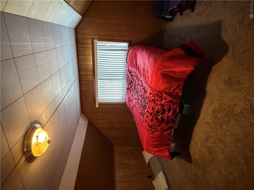221 Alton Property Photo 28