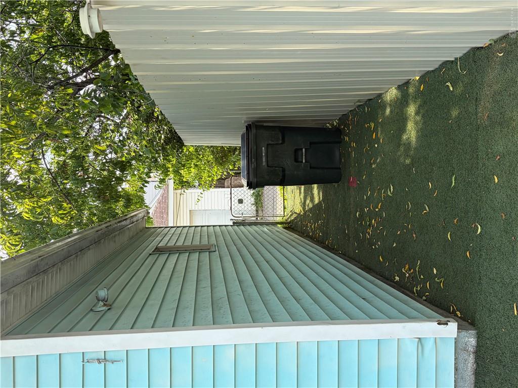 221 Alton Property Photo 40