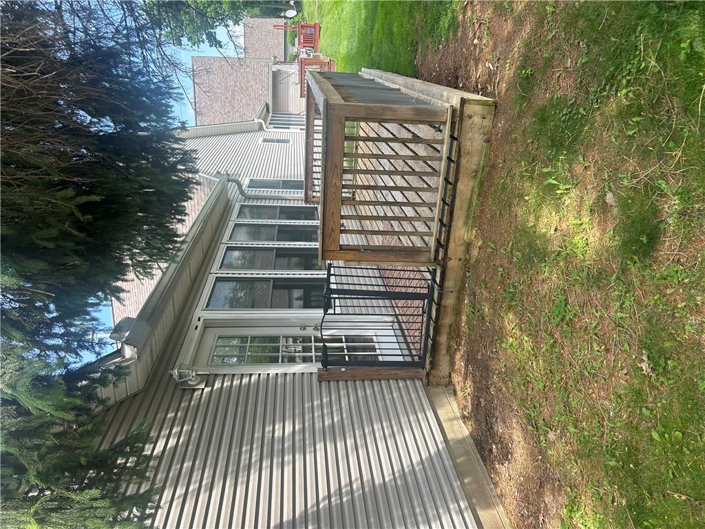 505 Ridgeview Property Photo 3