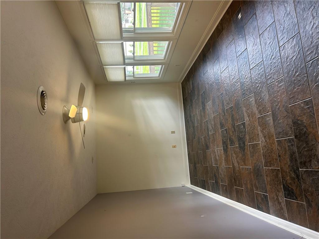 505 Ridgeview Property Photo 6