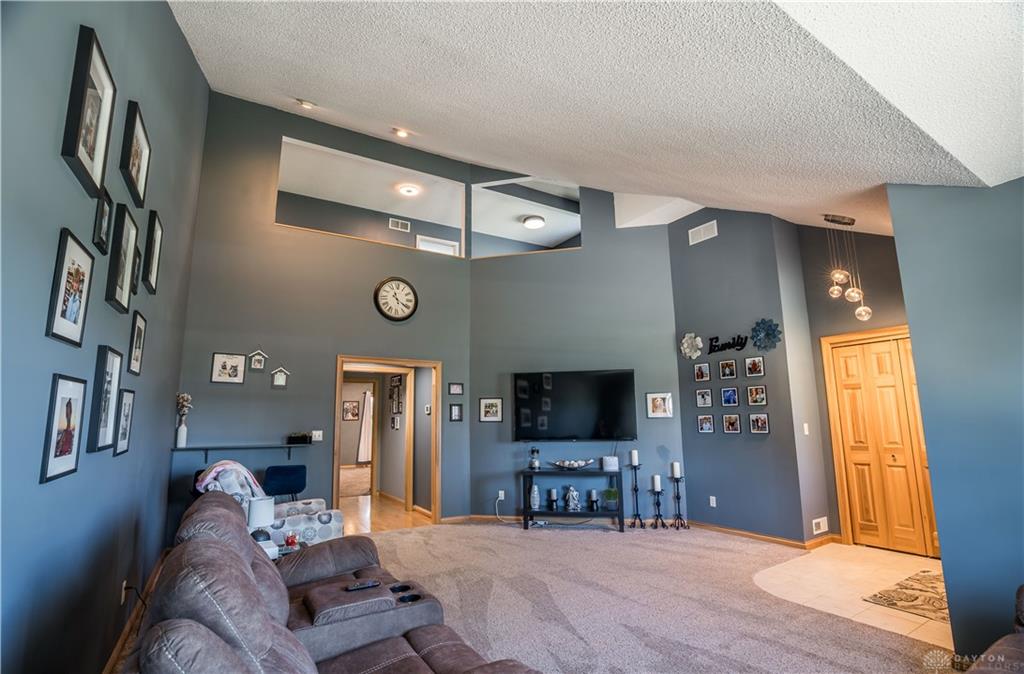 132 Village Green Property Photo 8