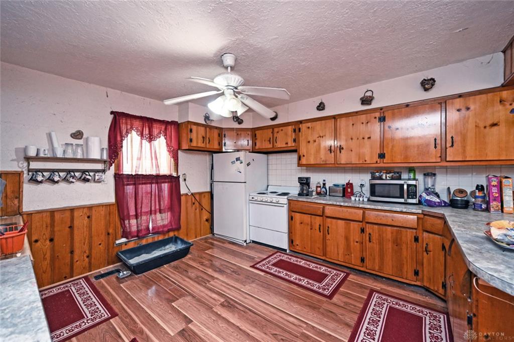 38 Neal Property Photo 15