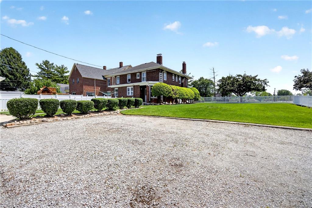 150-150 1/2 W Church Property Photo 8