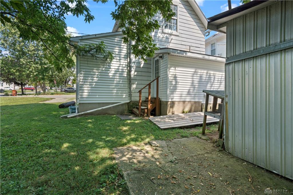 149 W Pleasant Property Photo 4