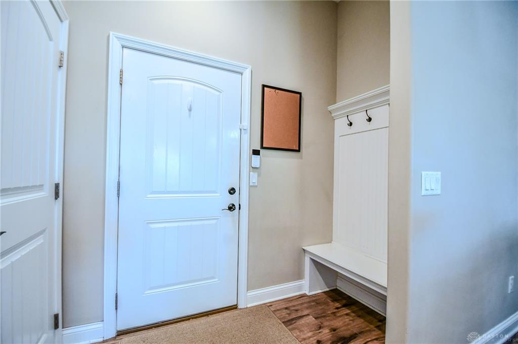734 Deerhurst Property Photo 8
