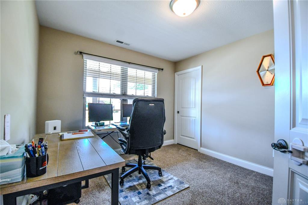 734 Deerhurst Property Photo 19
