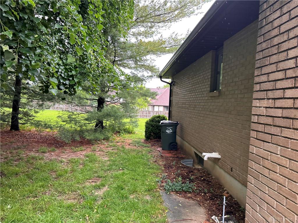 1344 N Regency Property Photo 27