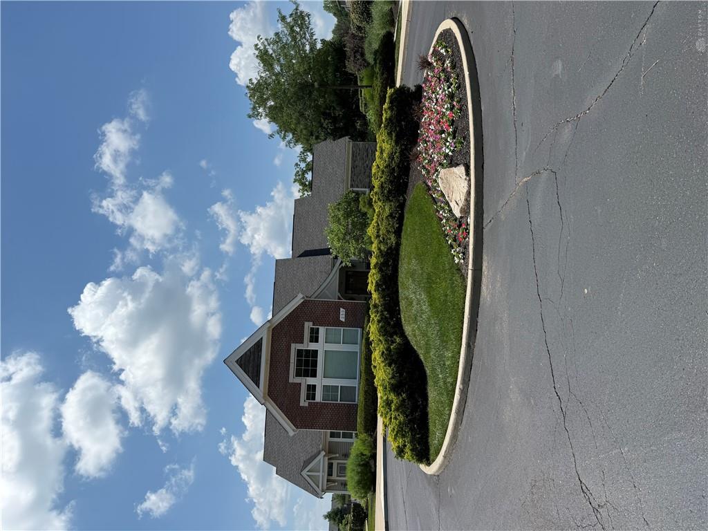 127 Rippling Brook Property Photo 17