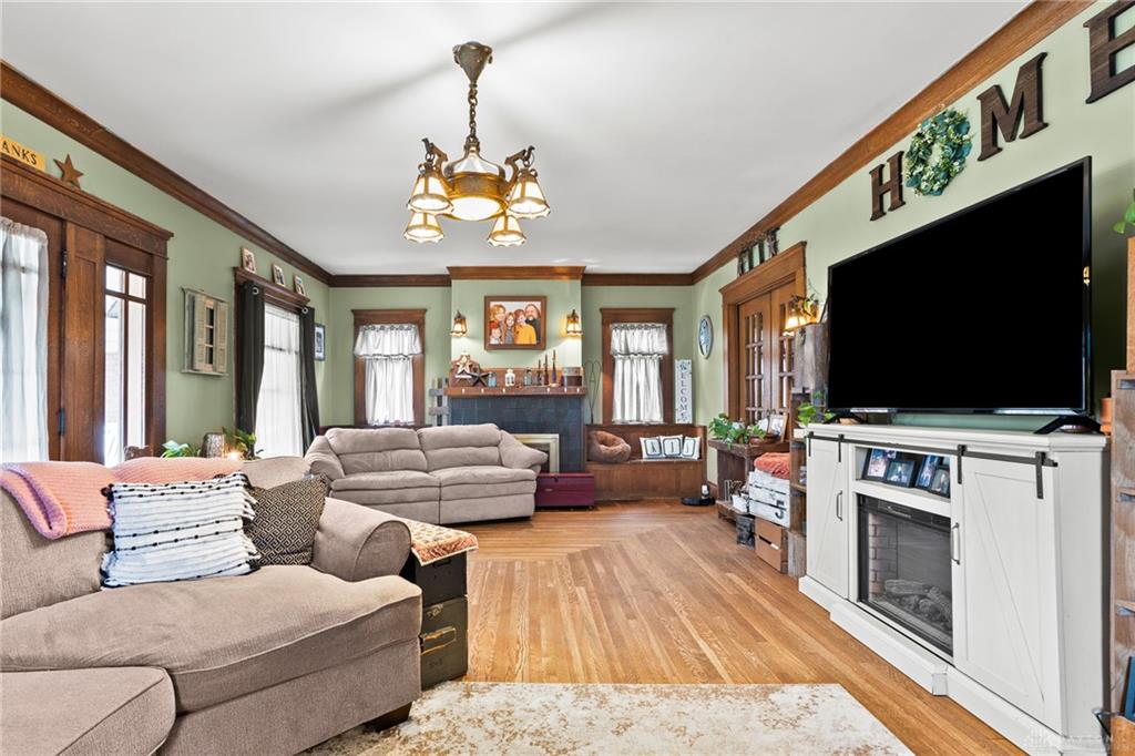 100 Hill Property Photo 8
